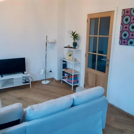 Vue Imprenable Sur L'escaut Et Le Pont De Fer *